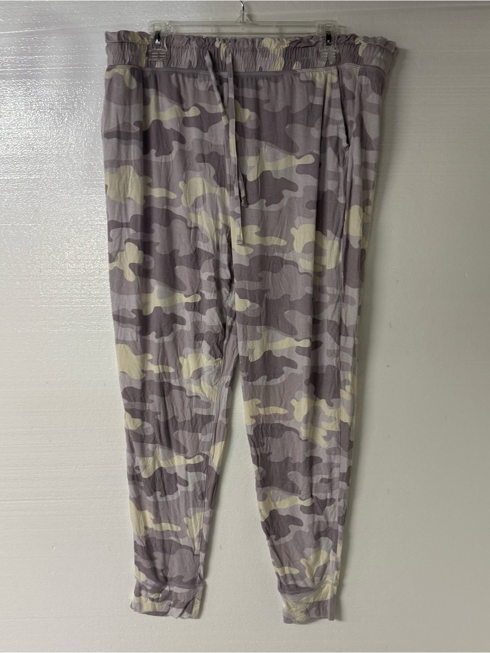 Koolaburra Pants Women 1X UGG Stretch Purple Camo Jogger Pull On Lightweight